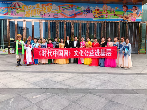 2024年7月14日北京市丰台区新村街道丰科路6号万达广场万达广场演出_副本.jpg