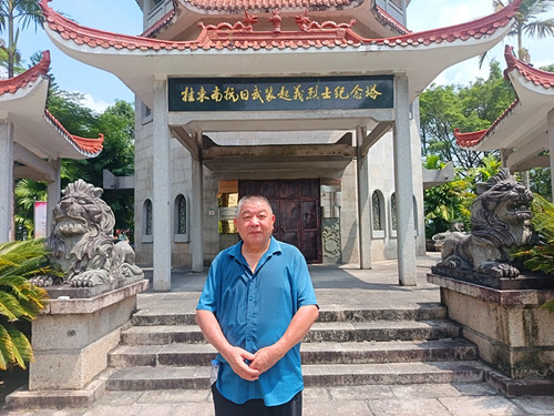 2025年9月20日广西壮族自治区玉林市玉州区龟山公园内玉林市烈士纪念广场 山顶纪念塔_副本.jpg